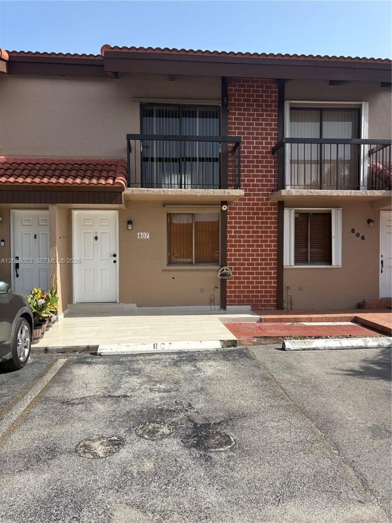 1907 SW 107th Ave, Unit 807, Miami, FL 33165 Photo