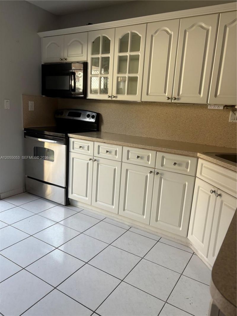 1907 SW 107th Ave, Unit 807, Miami, FL 33165 Photo