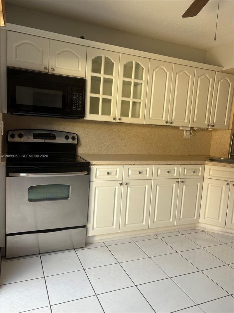 1907 SW 107th Ave, Unit 807, Miami, FL 33165 Photo