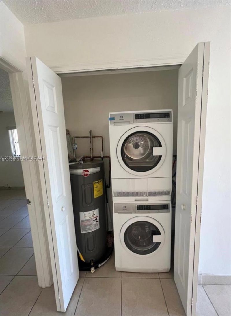 1670 Harding St , Hollywood, FL 33020 Photo