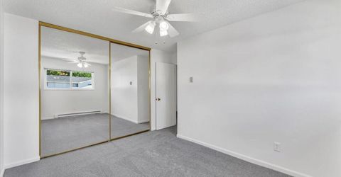 210 Smithridge Park, Reno, NV 89502 Photo