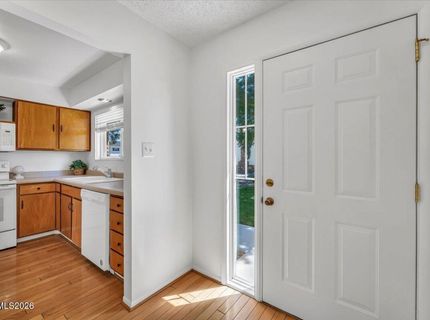 210 Smithridge Park, Reno, NV 89502 Photo