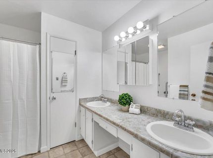 210 Smithridge Park, Reno, NV 89502 Photo