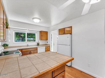210 Smithridge Park, Reno, NV 89502 Photo