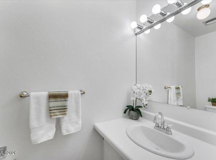 210 Smithridge Park, Reno, NV 89502 Photo