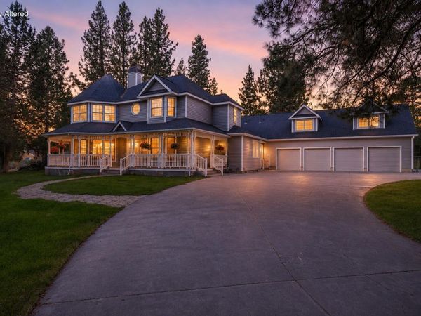 60287 Tall Pine Avenue, Bend, OR 97702