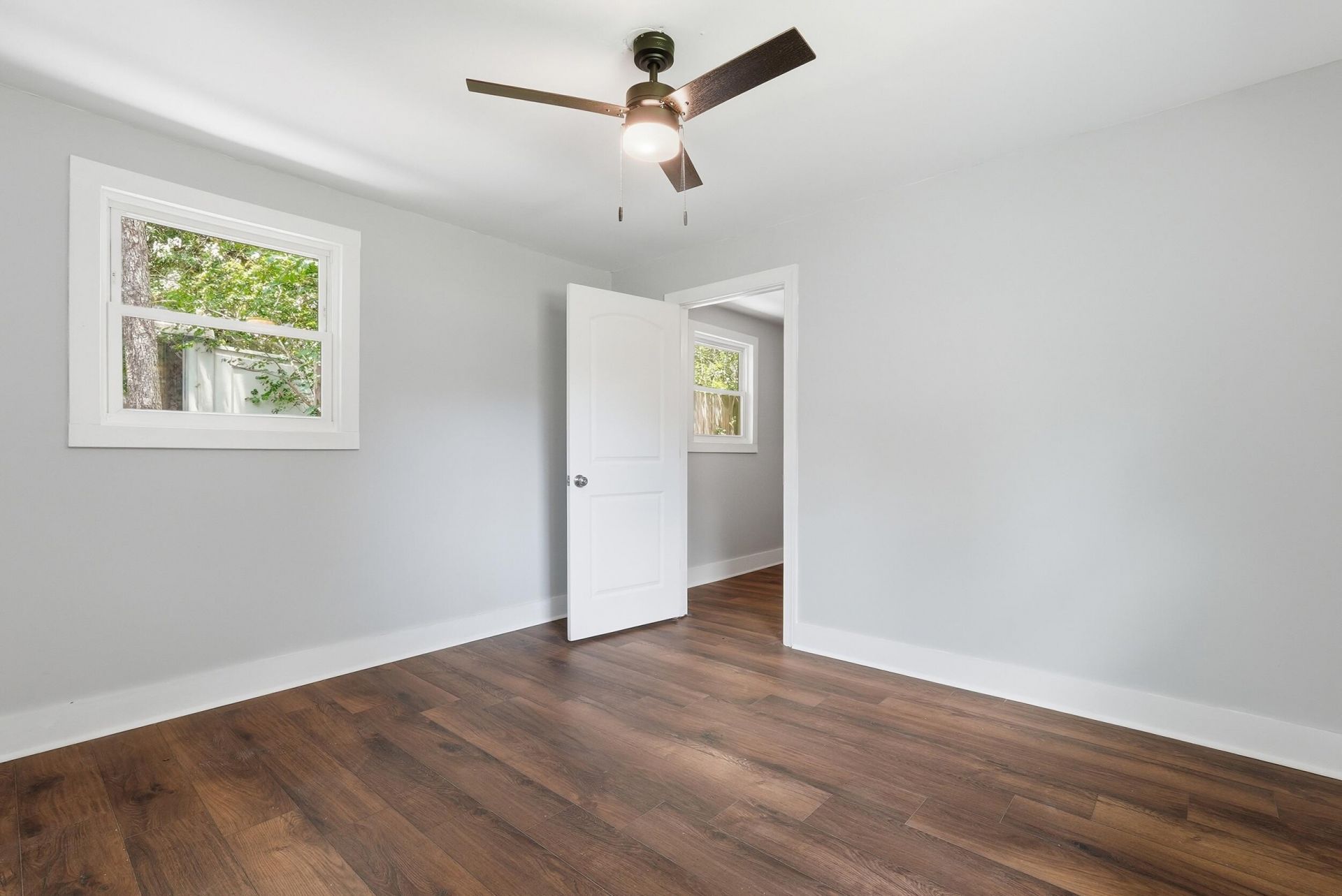 1630 Larry Street Photo 18