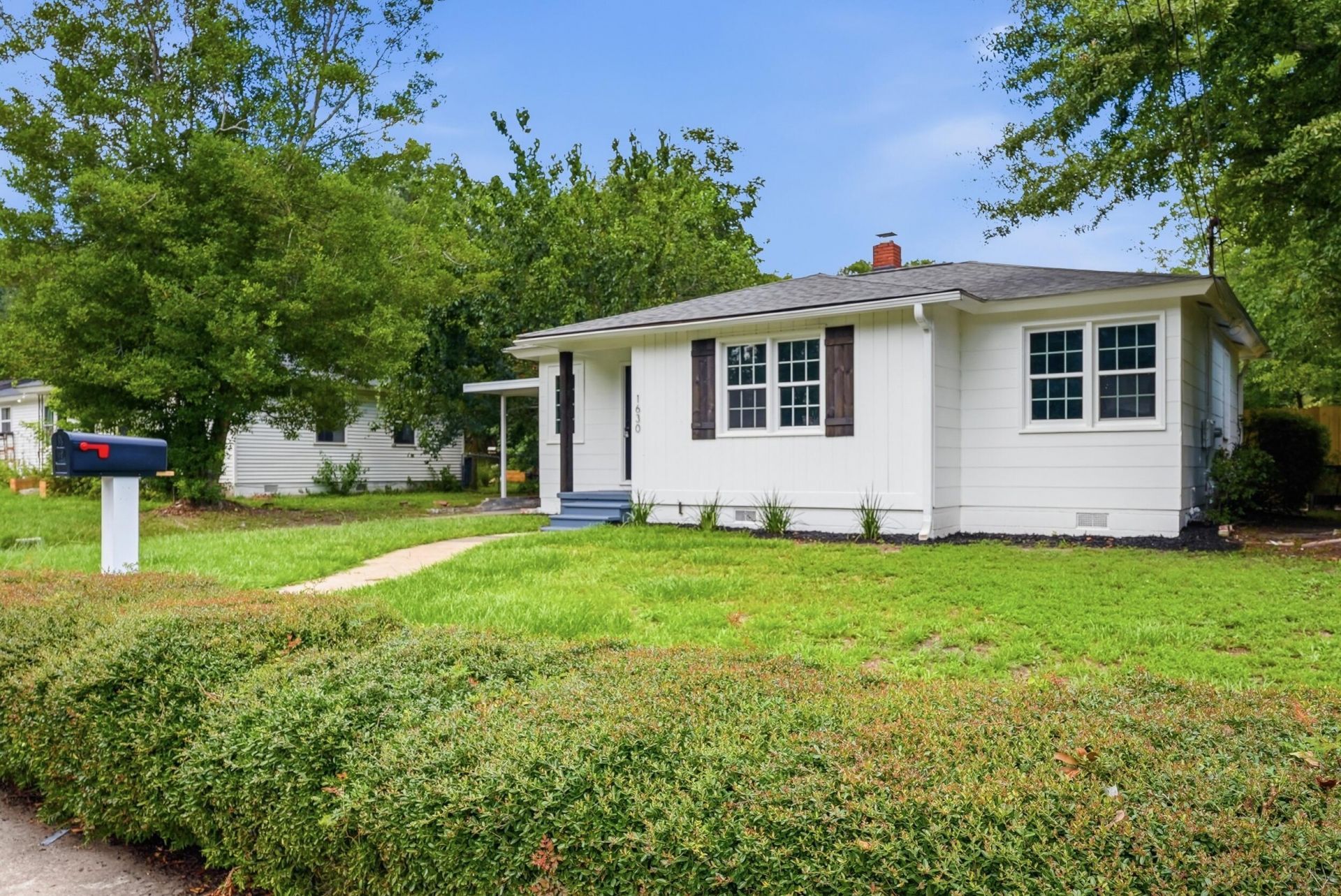 1630 Larry Street Photo 27
