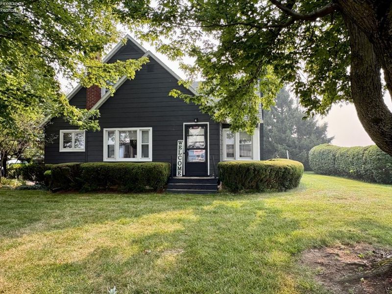 89 S Marion Street, Bloomville, OH 44818 Photo 2
