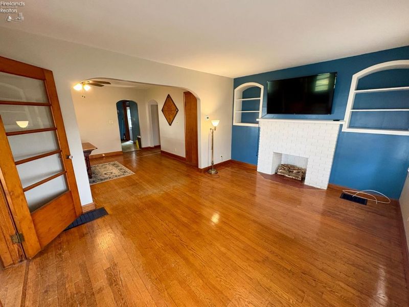 89 S Marion Street, Bloomville, OH 44818 Photo 4