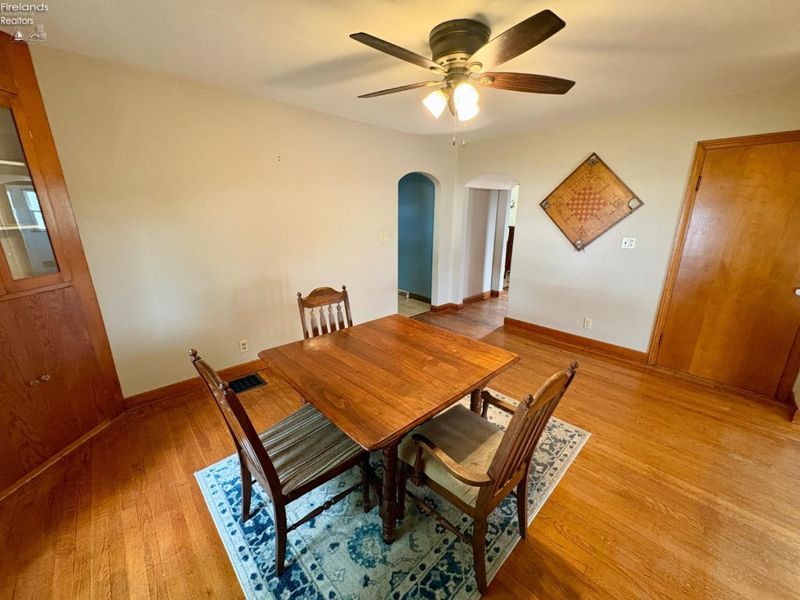 89 S Marion Street, Bloomville, OH 44818 Photo 9