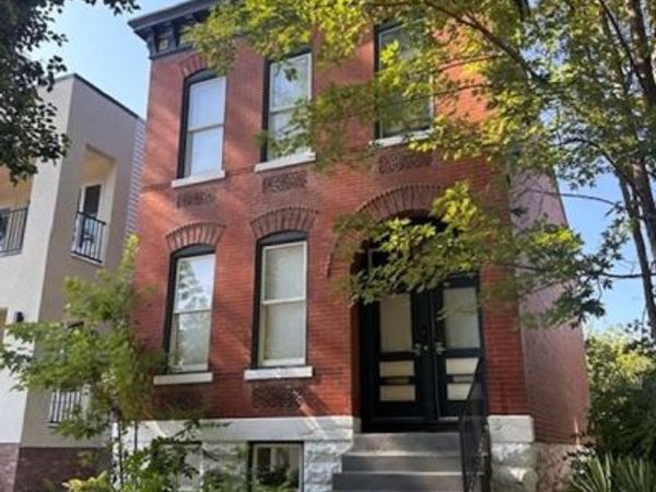 4202 Chouteau Avenue , St Louis, MO 63110