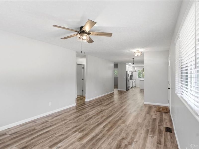 163 Mark Lane, Fairborn, OH 45324 Photo 8