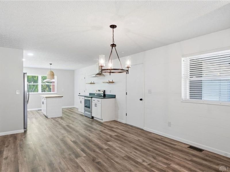 163 Mark Lane, Fairborn, OH 45324 Photo 9