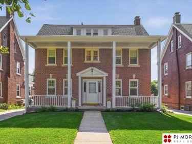 117 S 51st Avenue, Omaha, NE 68132
