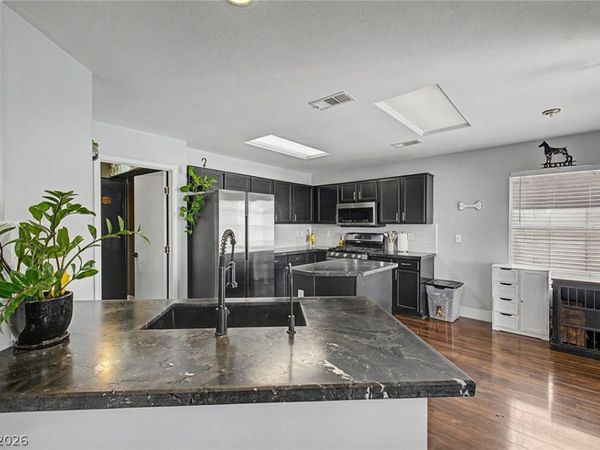 977 Cedar Pines Street, Henderson, NV 89011
