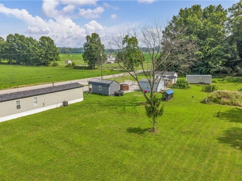 10564 S Duck Creek Road, Salem, OH 44460 Photo 32