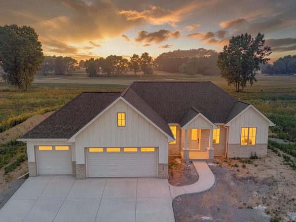 728 ROYAL ST PATS DRIVE, Wrightstown, WI 54180