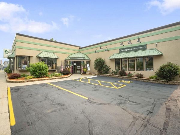 319 S Main STREET, West Bend, WI 53095