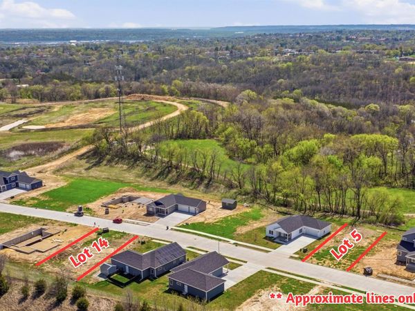 Lot 5 Tiffany Court, Dubuque, IA 52001