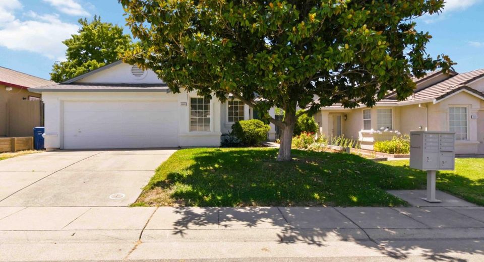 8640 Travary, Antelope, CA 95843 Photo