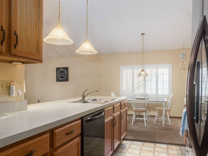 1911 Farmbrook Circle S, Unit 14, Grove City, OH 43123 Photo 13