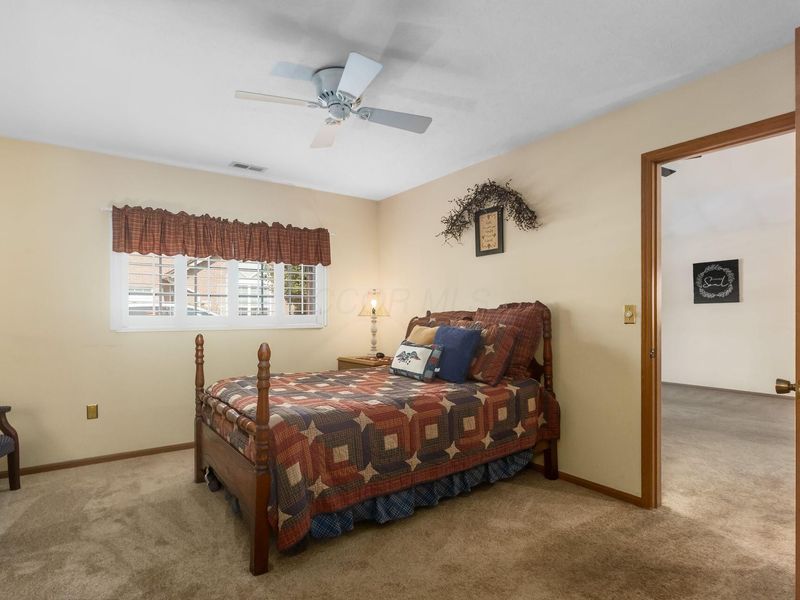 1911 Farmbrook Circle S, Unit 14, Grove City, OH 43123 Photo 21