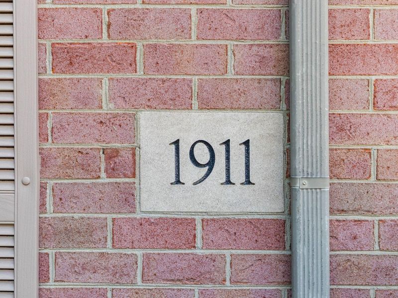 1911 Farmbrook Circle S, Unit 14, Grove City, OH 43123 Photo 3