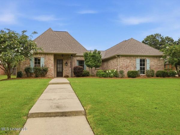 109 Mullherrin Drive, Madison, MS 39110