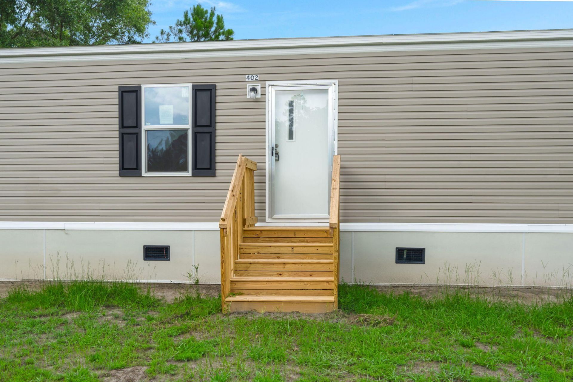402 Marion Road Photo 5