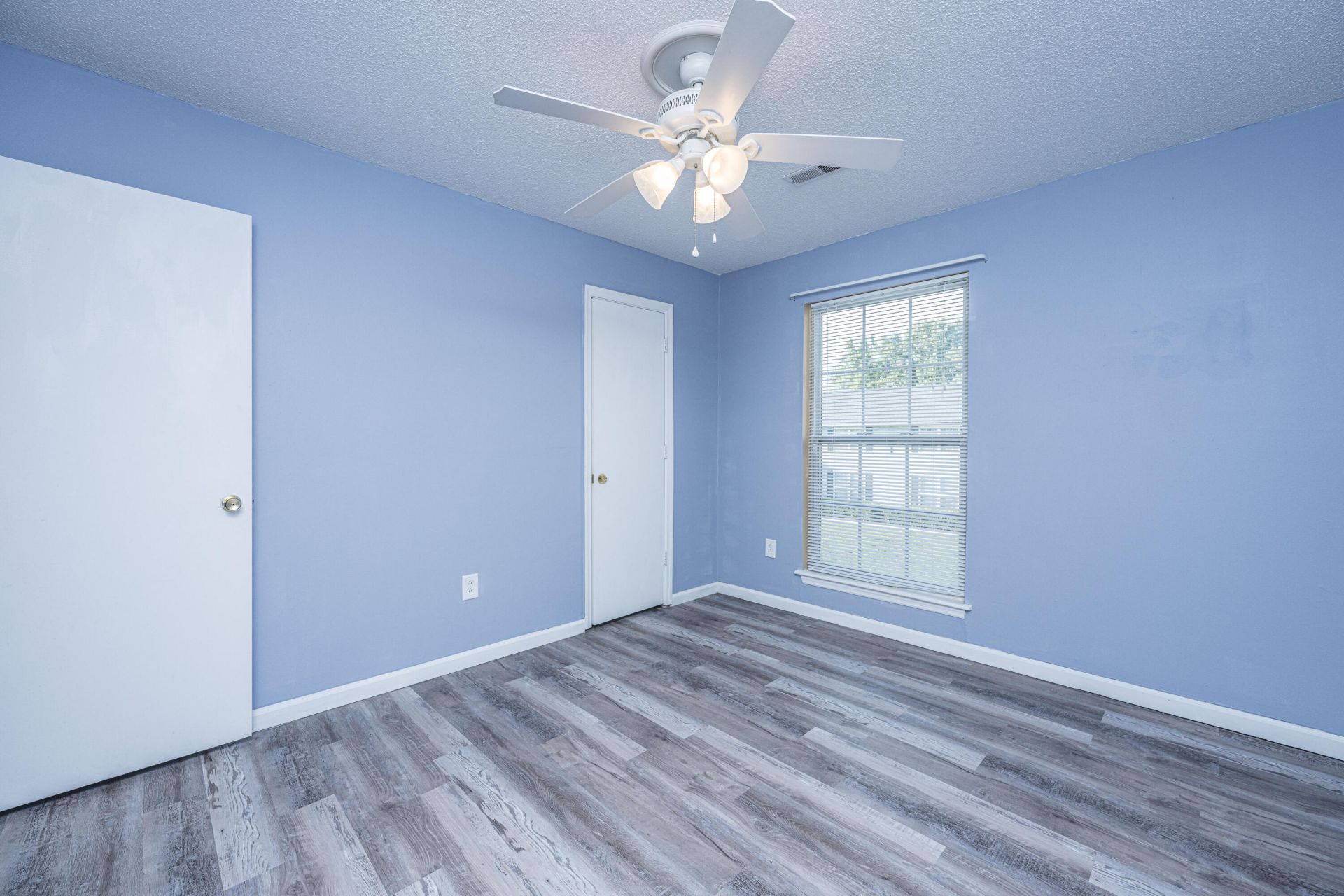 2494 Etiwan Avenue Photo 18