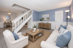 2494 Etiwan Avenue photo 4