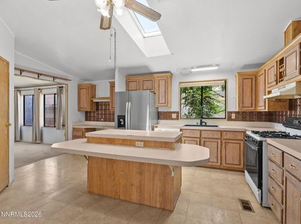 1144 Fleetwood Avenue, Carson City, NV 89701 Photo