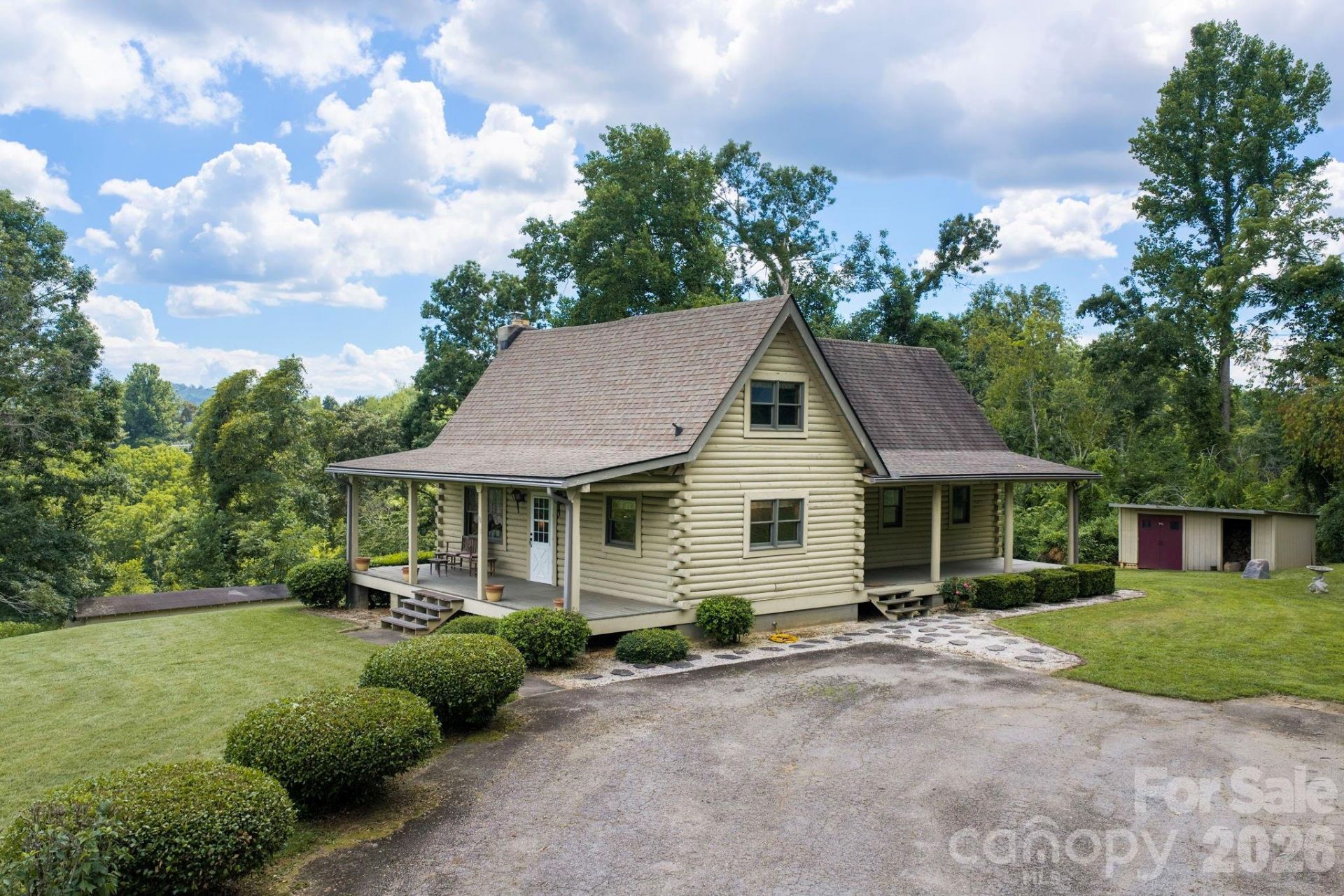 82 Sharon Road, Fairview, NC 28730 Main Photo