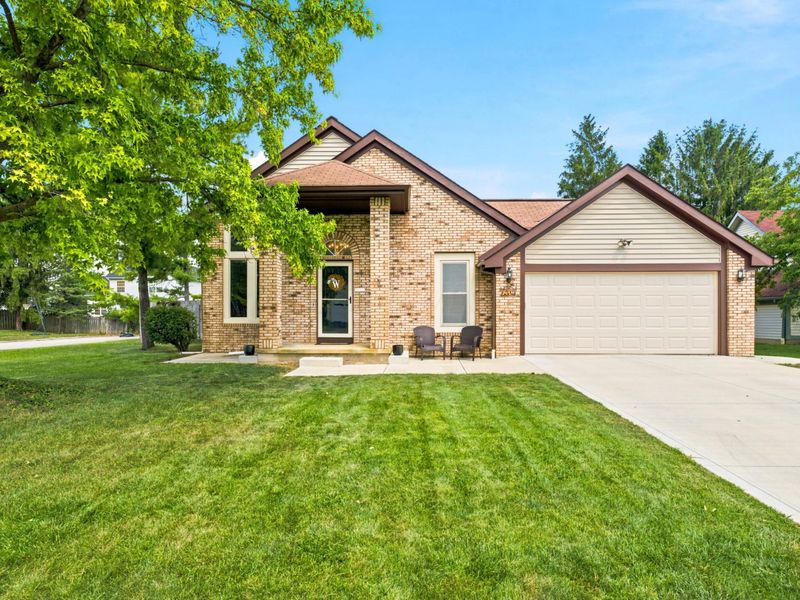 6312 Youngland Drive, Columbus, OH 43228 Photo 1