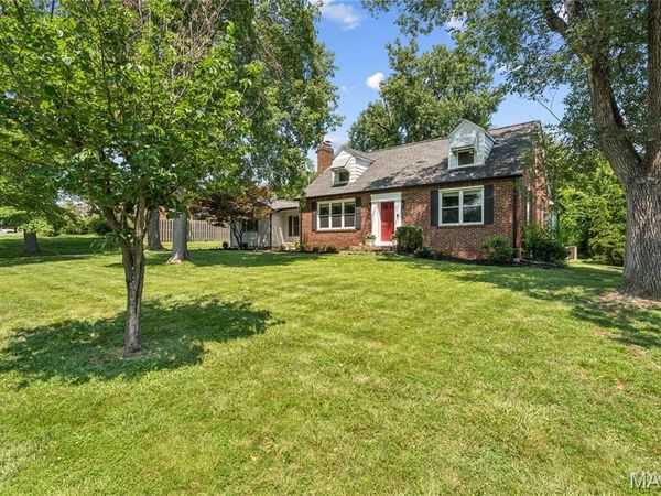 4643 Theiss Road, St Louis, MO 63128