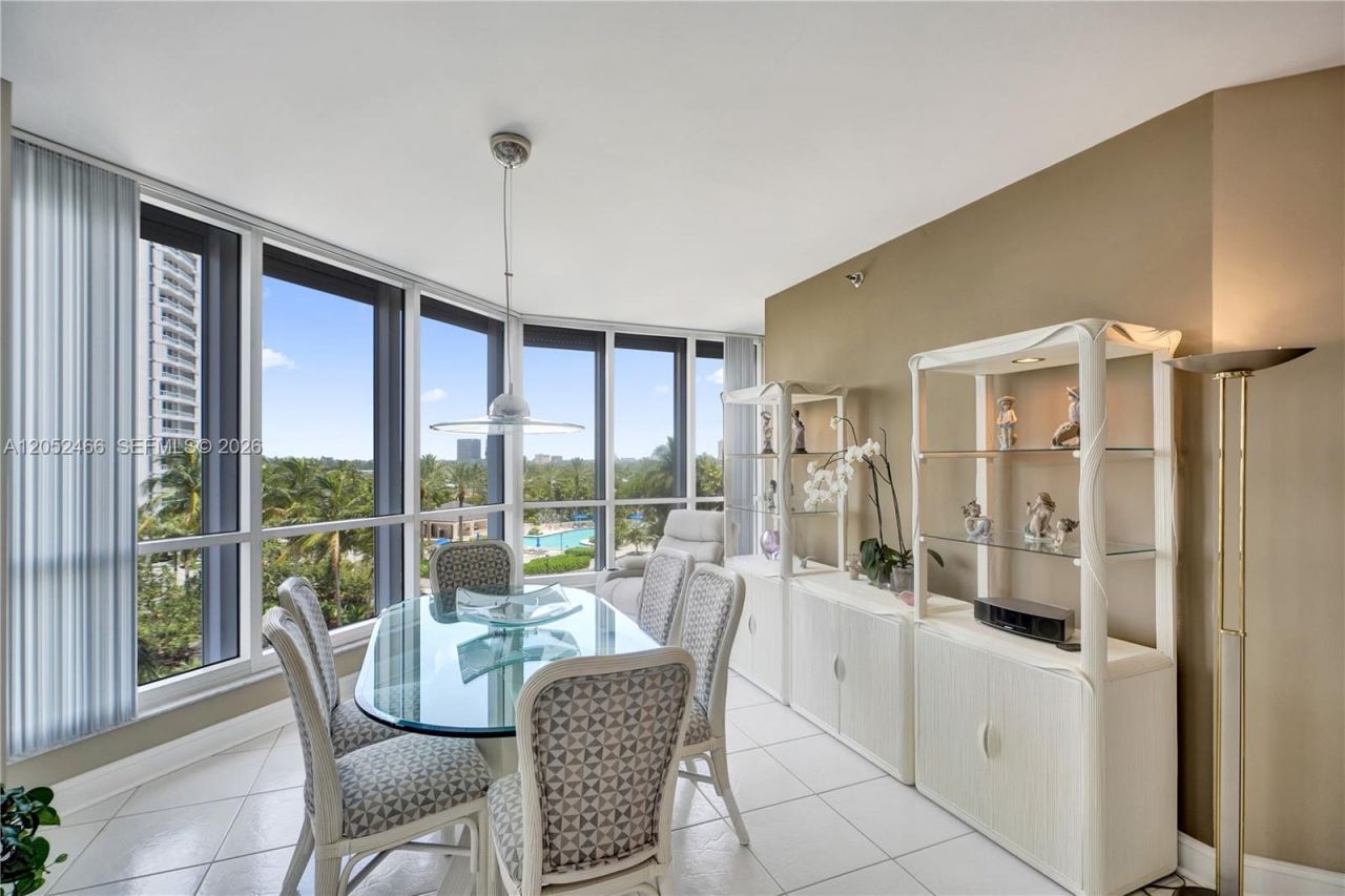 21150 Point Pl , Unit 805, Aventura, FL 33180 Photo