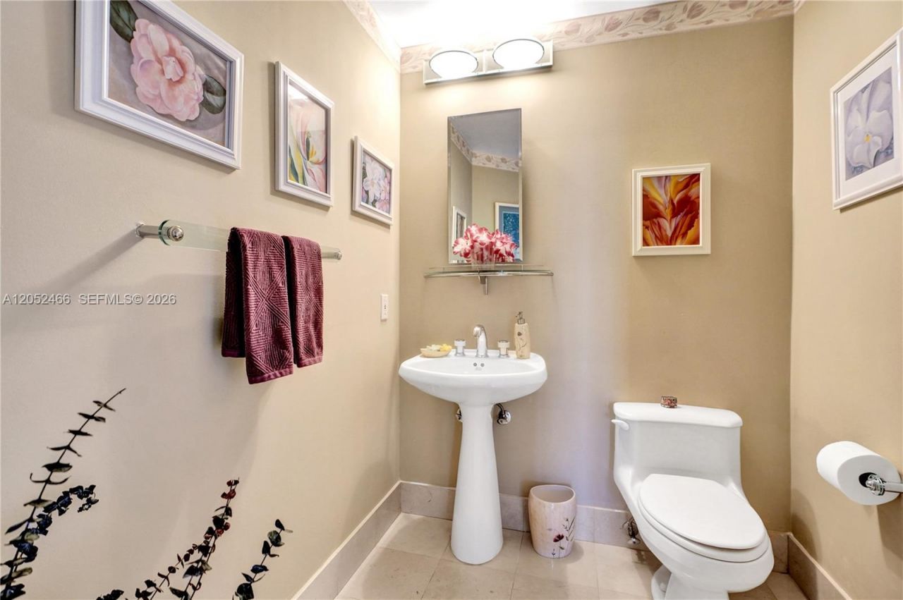 21150 Point Pl , Unit 805, Aventura, FL 33180 Photo