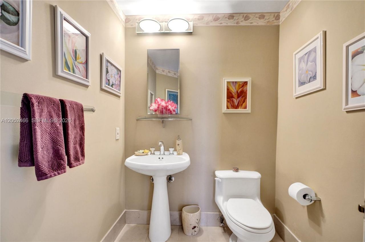 21150 Point Pl , Unit 805, Aventura, FL 33180 Photo
