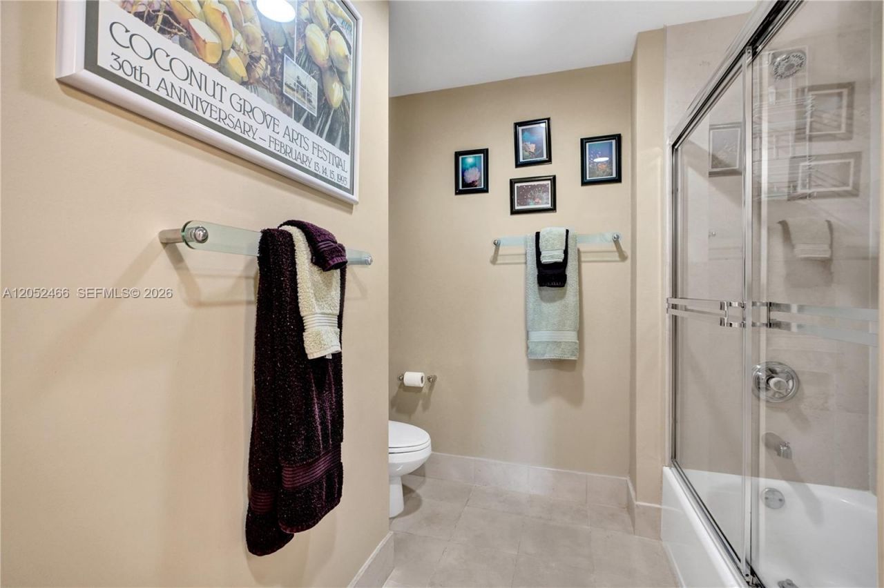 21150 Point Pl , Unit 805, Aventura, FL 33180 Photo