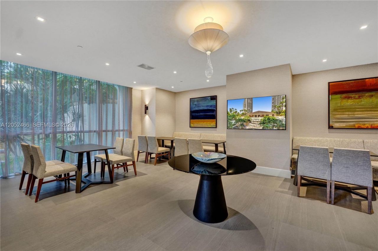 21150 Point Pl , Unit 805, Aventura, FL 33180 Photo