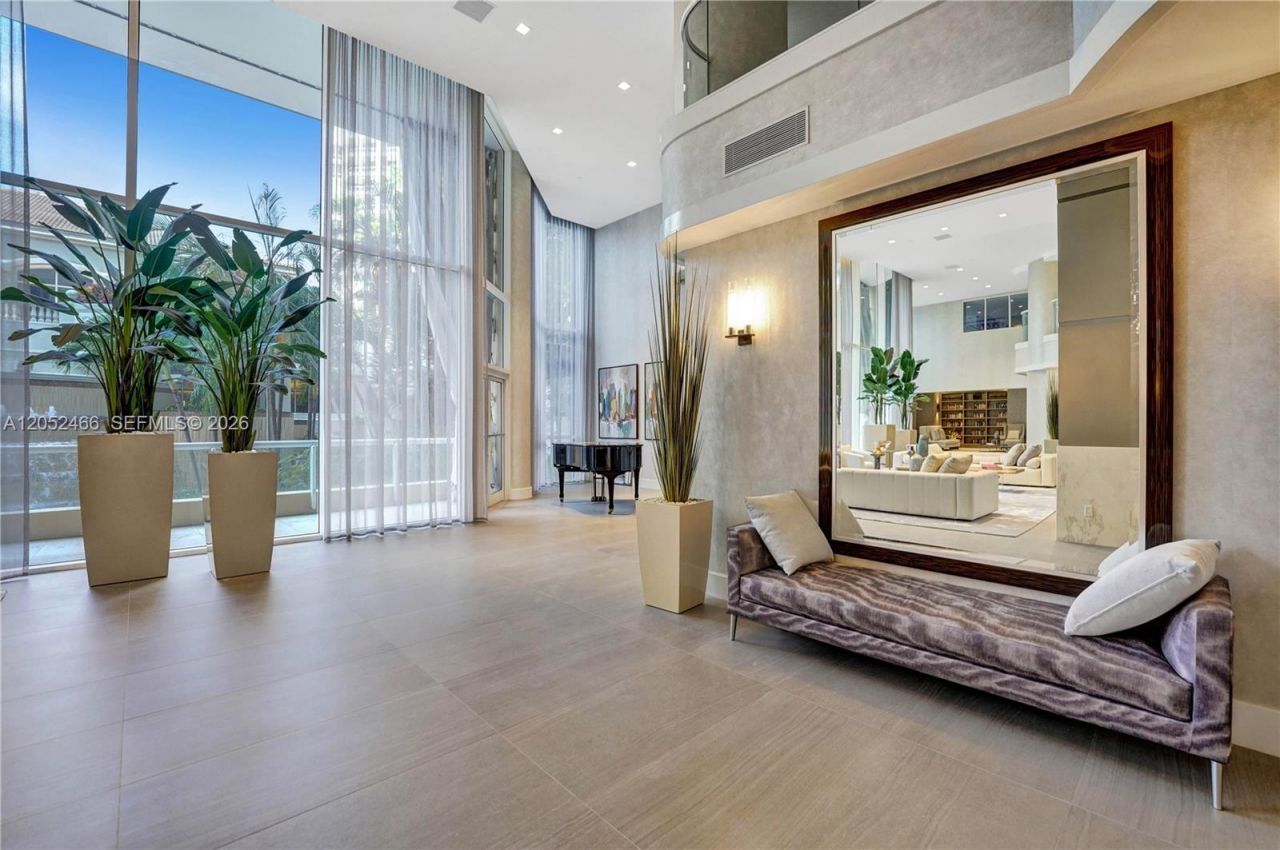 21150 Point Pl , Unit 805, Aventura, FL 33180 Photo