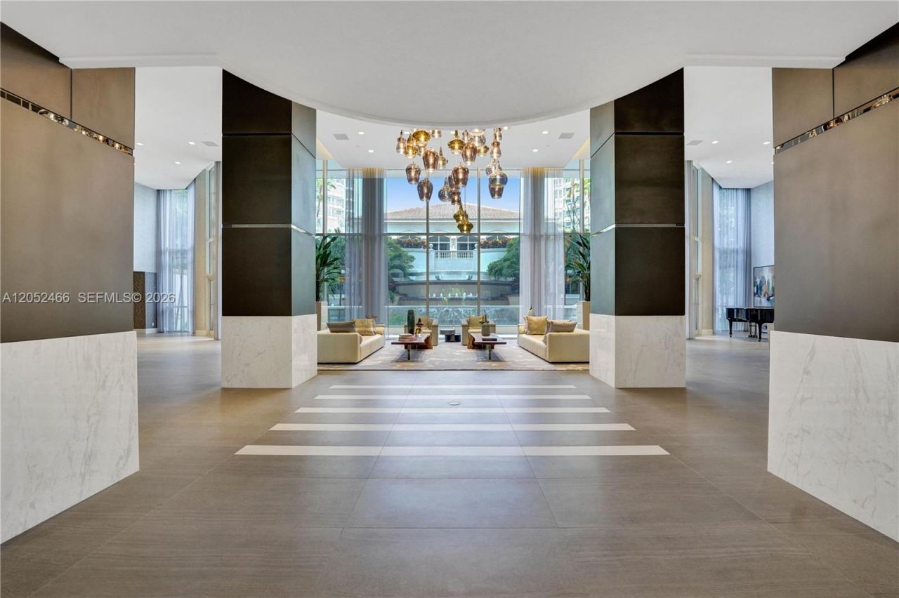 21150 Point Pl , Unit 805, Aventura, FL 33180 Photo