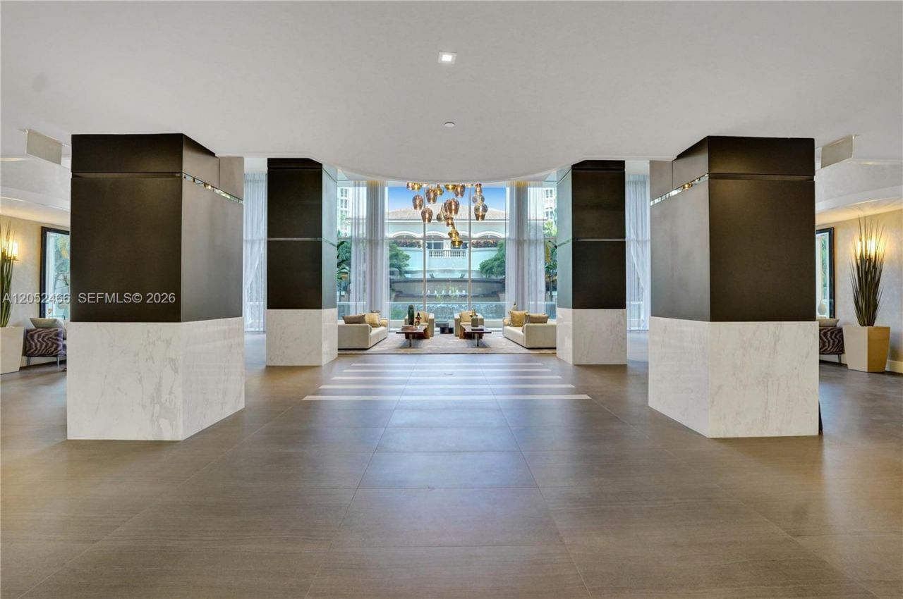 21150 Point Pl , Unit 805, Aventura, FL 33180 Photo