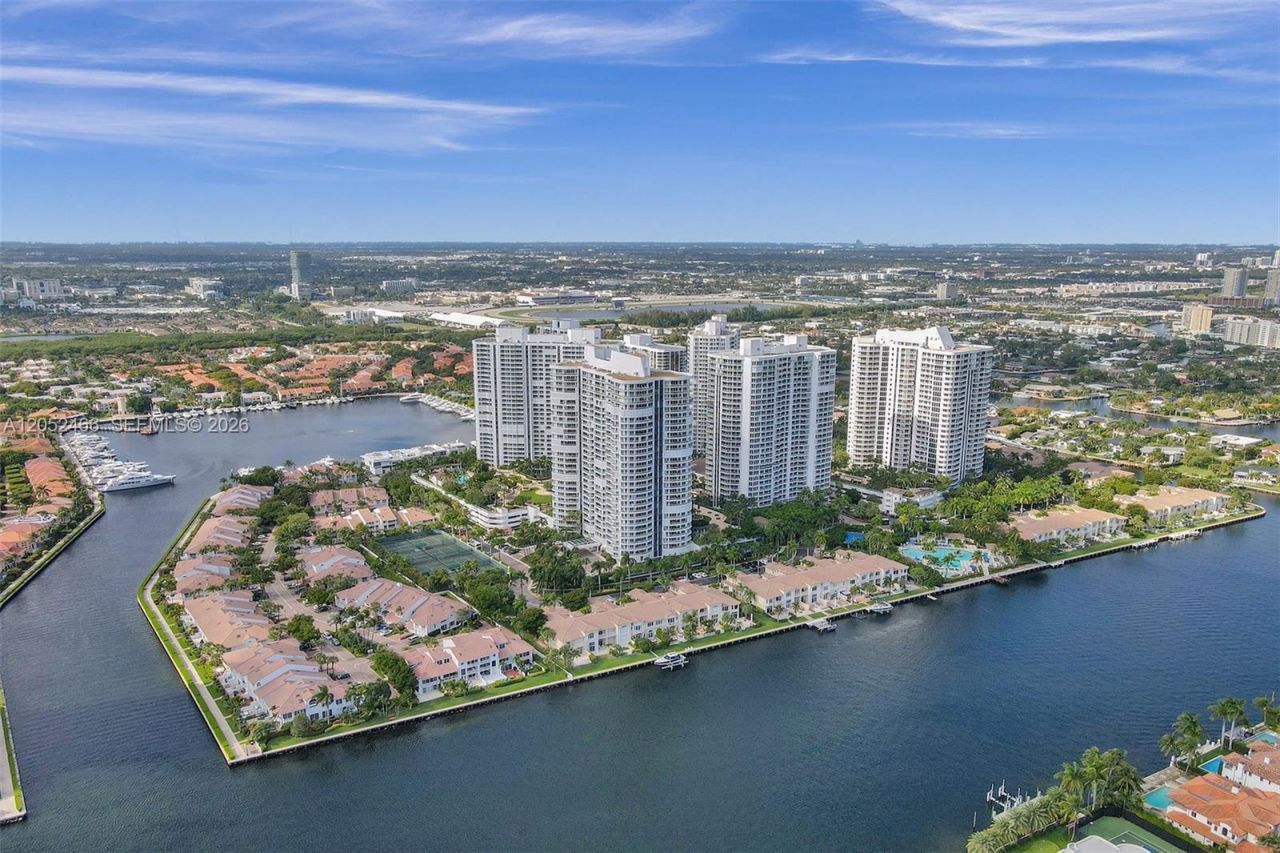 21150 Point Pl , Unit 805, Aventura, FL 33180 Photo