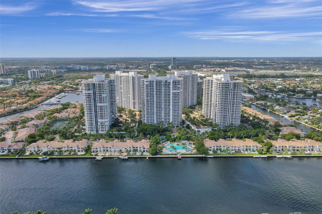 21150 Point Pl , Unit 805, Aventura, FL 33180 Photo