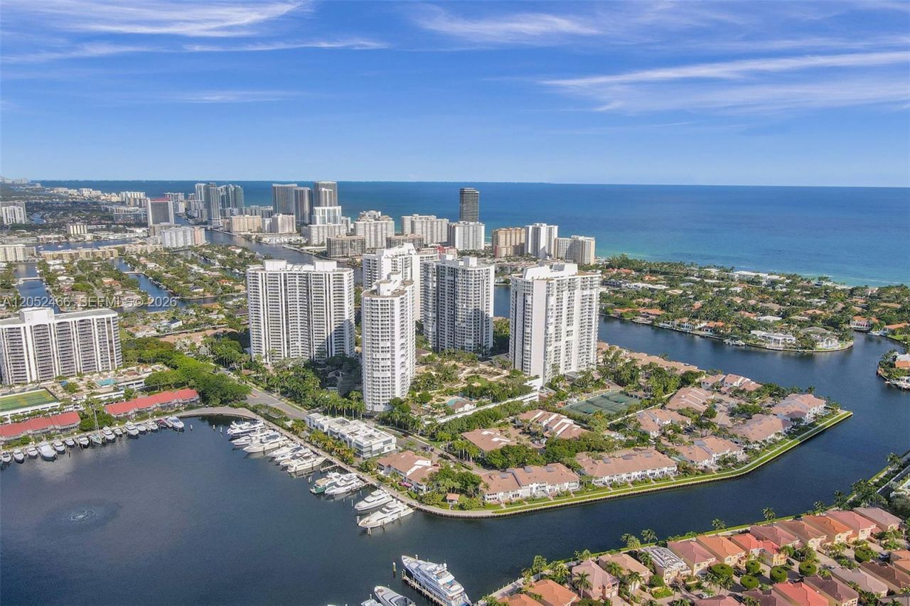 21150 Point Pl , Unit 805, Aventura, FL 33180 Photo
