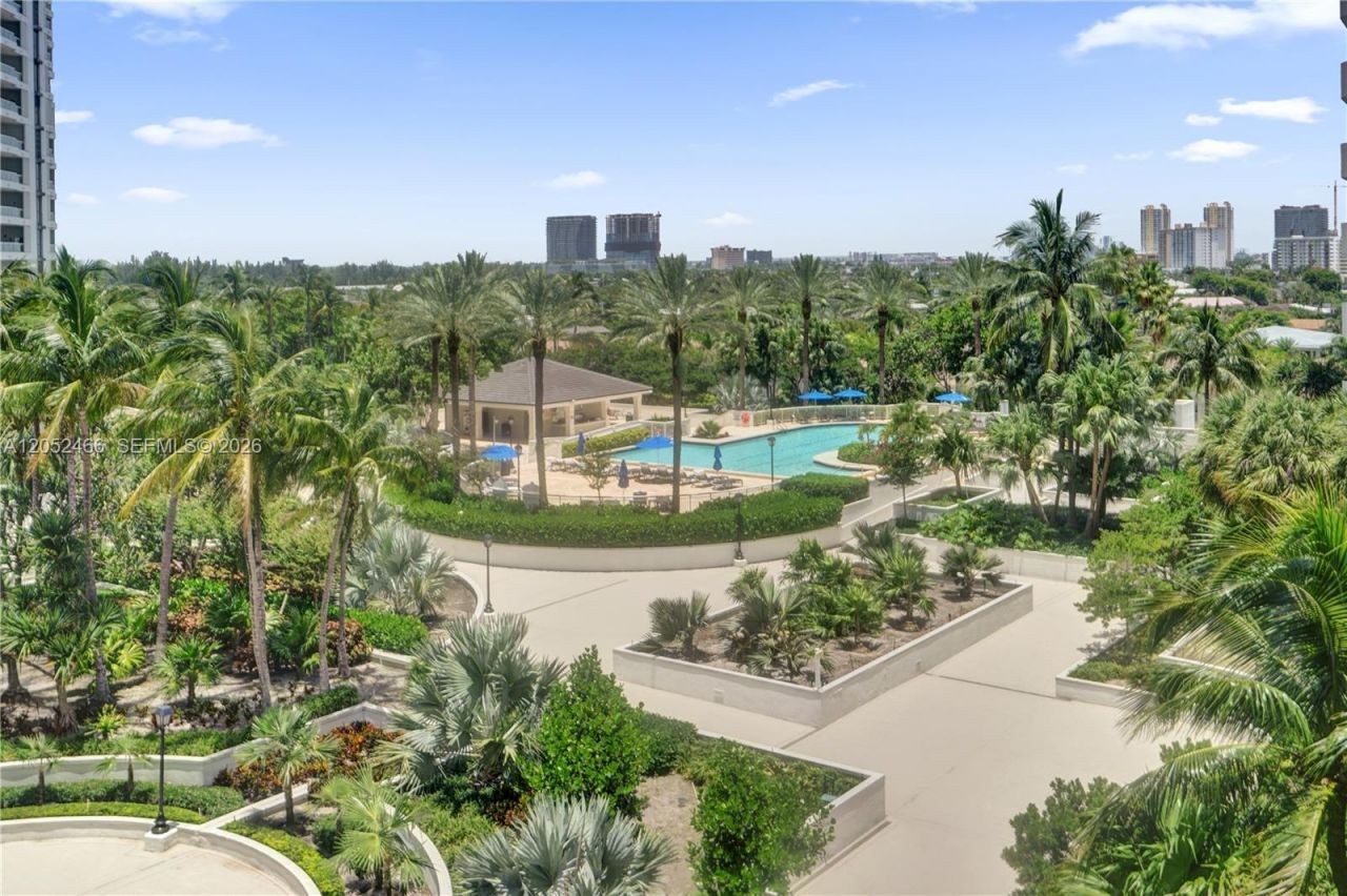 21150 Point Pl , Unit 805, Aventura, FL 33180 Photo