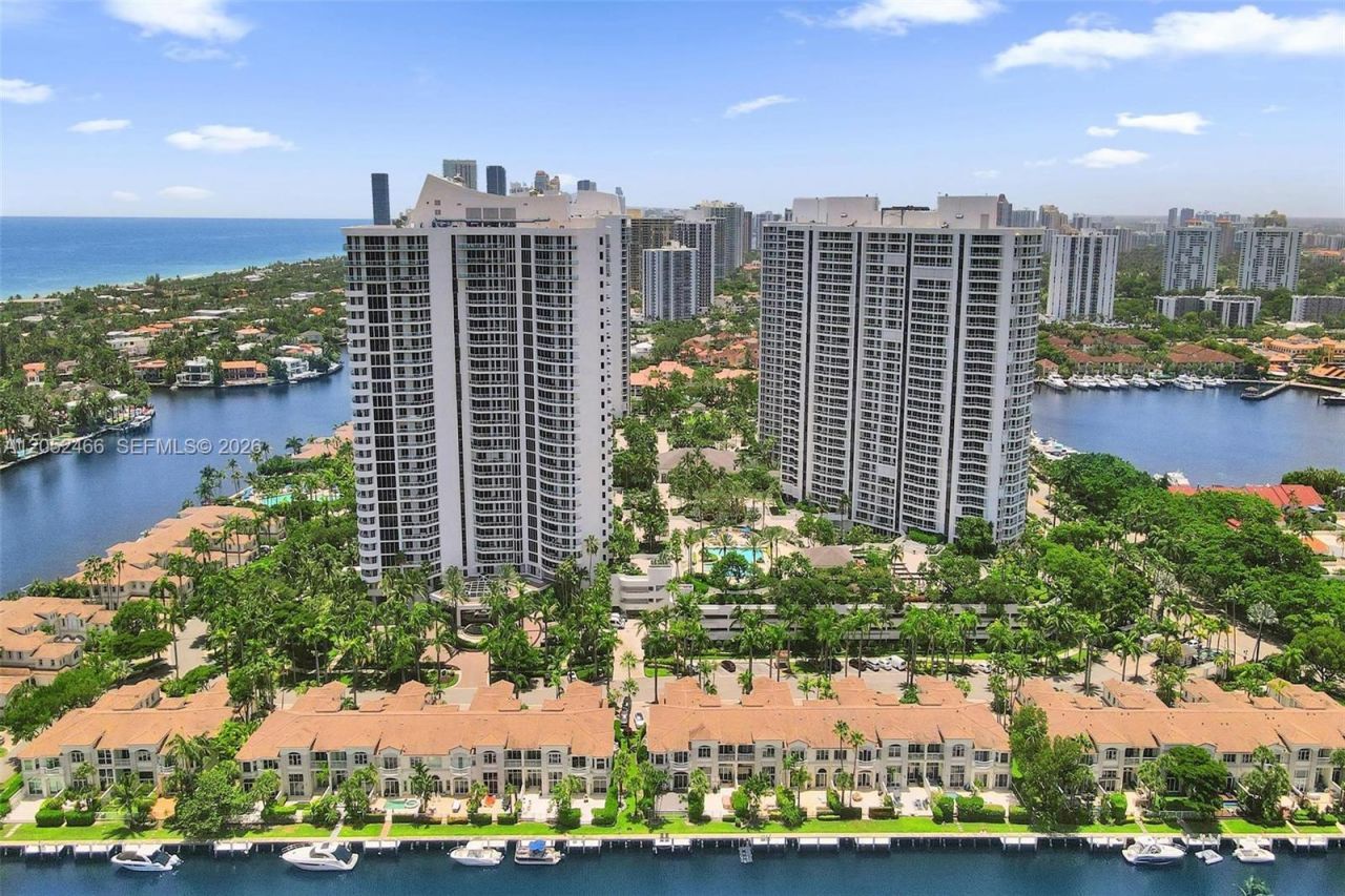 21150 Point Pl , Unit 805, Aventura, FL 33180 Photo