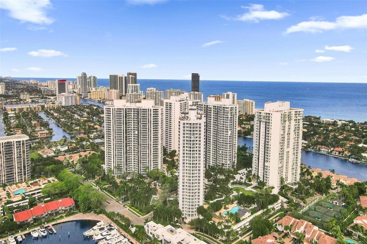 21150 Point Pl , Unit 805, Aventura, FL 33180 Photo